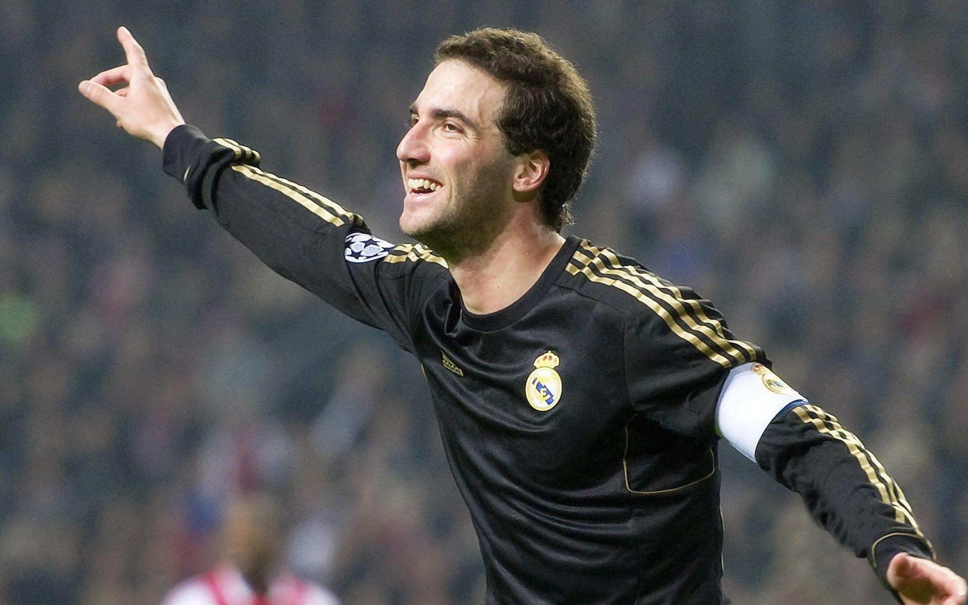 小卡首轮狂轰高效无解表现 猛龙终迎真超巨蜕变曙光